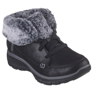 Skechers Slip Ins Easy Going Chilly Chukka Boot